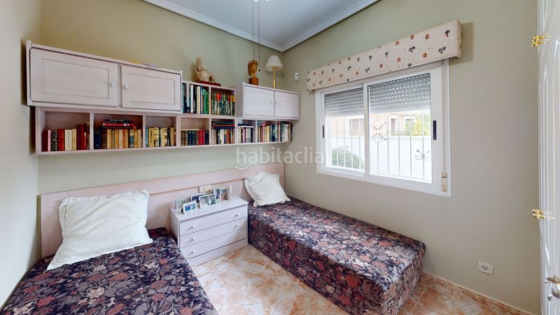 Foto addddf4f-03a1-411b-bd43-7a773d586445. Casa adossada amb calefacció aparcament piscina a Rojales