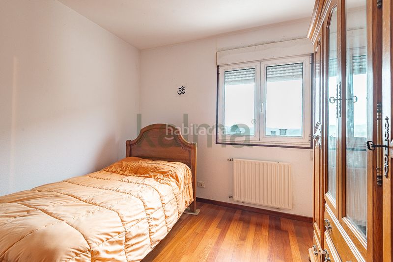Foto e79cd29c-0ee2-4e49-b6b3-9b80dc3cfb3d. Piso nuda propiedad en venta en ronda das fontiñas en Lugo