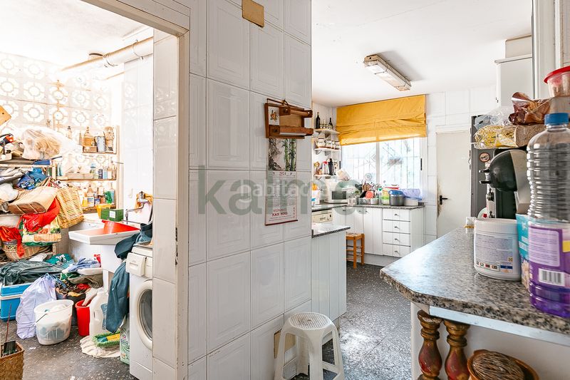 Foto c8f0cead-6951-4d24-a7c2-d1e8b2af02a3. Chalet avec cheminée parking piscine dans Rincón Bajo Benidorm