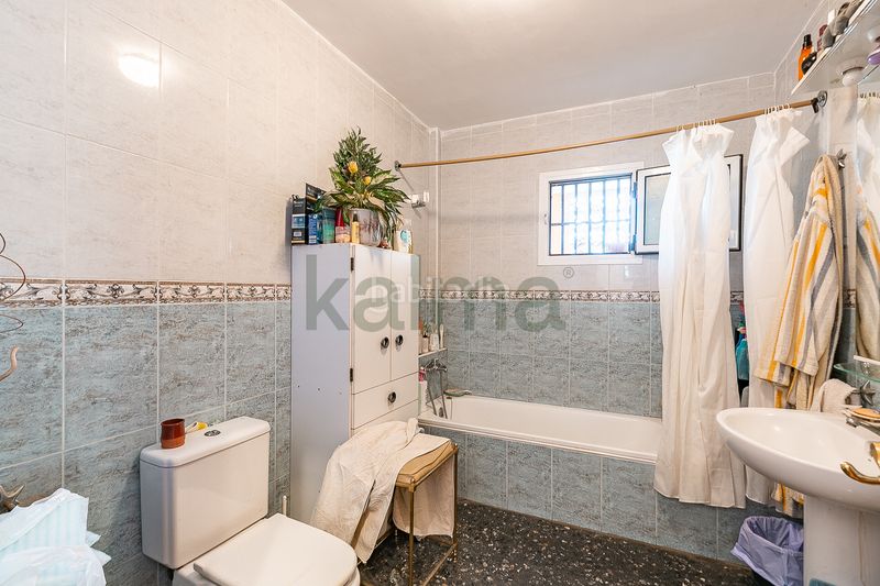 Foto d5d01ef7-8fd1-4ea2-9165-444937892fed. Chalet avec cheminée parking piscine dans Rincón Bajo Benidorm