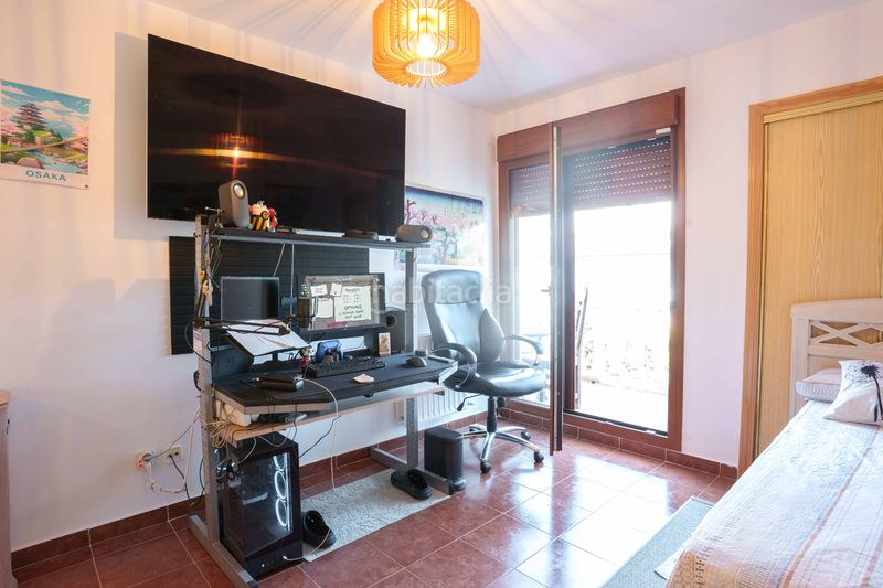 Foto 14b4bc80-9a11-41d4-ab15-53340f23d92a. Chalet mit heizung parking in Los Ángeles de San Rafael Espinar (El)