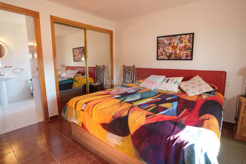 Foto 6a69f024-6288-4d9c-b552-2728e0430b64. Chalet mit heizung parking in Los Ángeles de San Rafael Espinar (El)