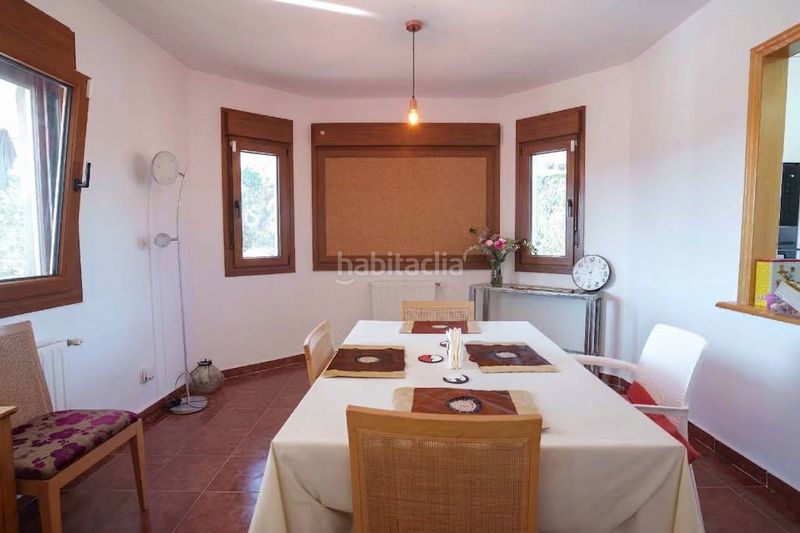 Foto 93c0fa6d-81e7-45c9-af93-490d6c895324. Chalet mit heizung parking in Los Ángeles de San Rafael Espinar (El)