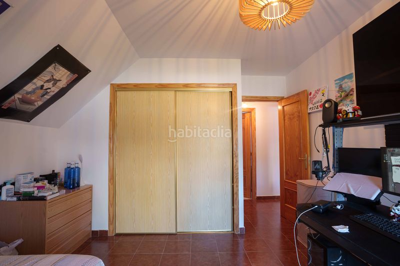 Foto ace68cd0-acfb-4967-92b3-83748f709570. Chalet mit heizung parking in Los Ángeles de San Rafael Espinar (El)