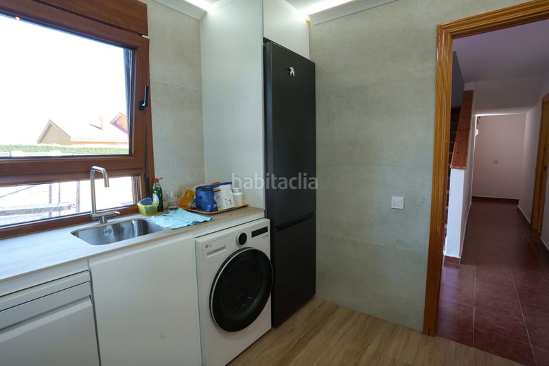 Foto ea5fb27b-d389-4650-98b4-eeb26cea890a. Chalet mit heizung parking in Los Ángeles de San Rafael Espinar (El)