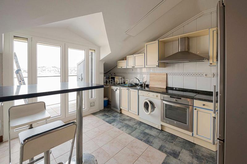 Foto 44a55d8b-bb5a-4d87-8afd-5c2f1e8ab572. Attique avec chauffage parking dans Azken Portu - Behobia Irun