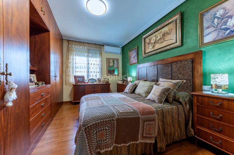 Foto 83911bf9-afb1-4074-9d1c-4f941c039eee. Chalet avec parking piscine dans Campo Alto-Club de Campo Elda