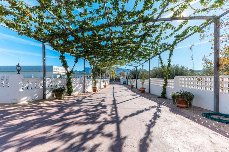 Foto a8ce85c7-8b82-4e6b-b90b-fdf14362e389. Chalet avec parking piscine dans Campo Alto-Club de Campo Elda