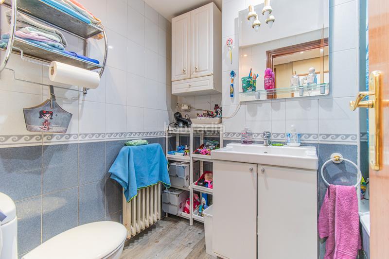 Foto d15079c5-e5fd-4140-9149-97c40c600418. Flat with heating parking in La Jota Zaragoza