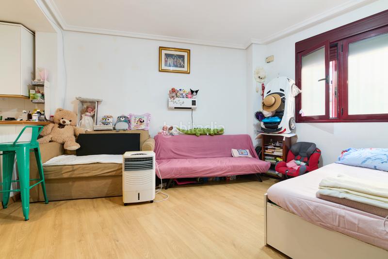 Foto 2b9aab62-30e6-4d22-b3cb-5507098f901d. Studio avec chauffage dans Almendrales Madrid