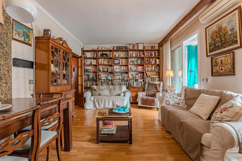 Foto e58e0735-d950-478a-969e-160e4ea05a41. Pis amb calefacció a Barri de les Corts Barcelona