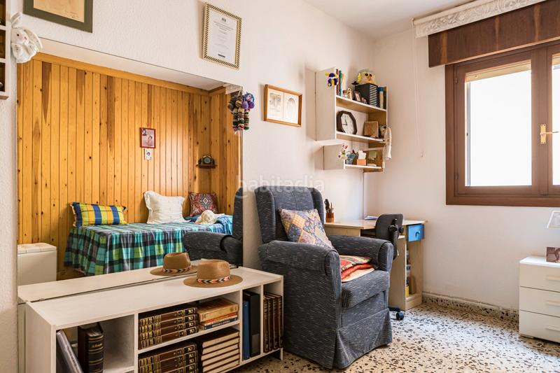 Foto 8eef1a8a-e186-4bf1-acdb-fac339ab86d3. Piso  en venta en calle san roque en puerto de Estepona Estepona