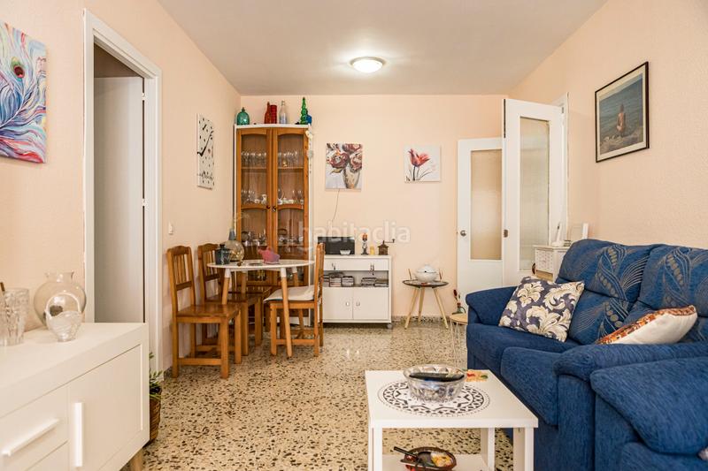 Foto cec6fff1-0b58-4f3a-9013-477860483c36. Piso  en venta en calle san roque en puerto de Estepona Estepona