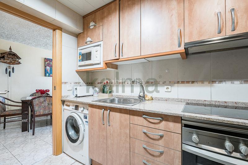 Foto 20f504a5-c34a-4140-97d6-49d127bf9234. Piso  en venta en plaza jaume huguet en Besòs - Maresme Barcelona