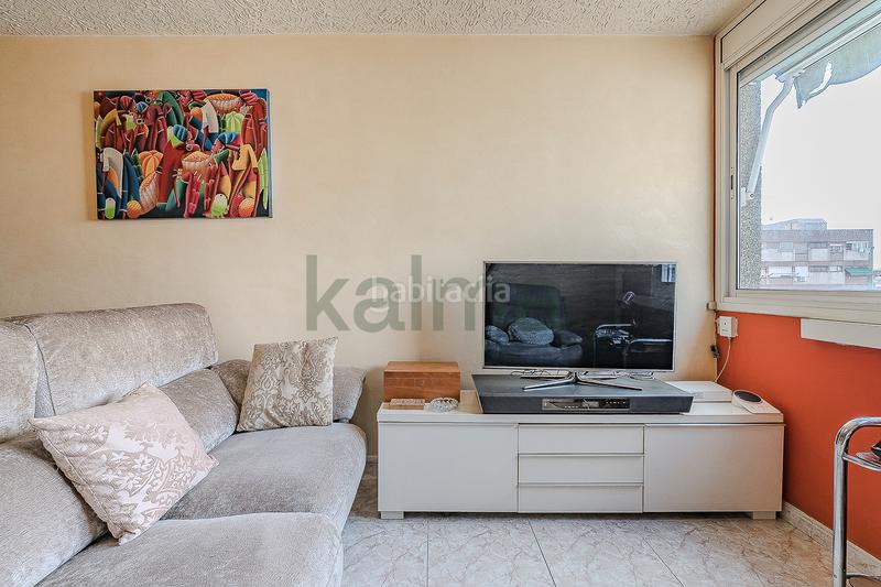 Foto 6a226d44-334f-4010-a73a-c82fe855a6c8. Piso  en venta en plaza jaume huguet en Besòs - Maresme Barcelona
