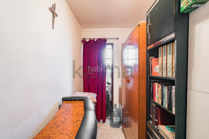 Foto d02dae25-0f9c-426f-9ae9-09d2b970a93f. Piso  en venta en plaza jaume huguet en Besòs - Maresme Barcelona