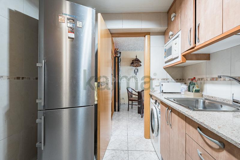 Foto dbbcdf52-48c5-4e08-89eb-ab0c94bc2b3b. Piso  en venta en plaza jaume huguet en Besòs - Maresme Barcelona