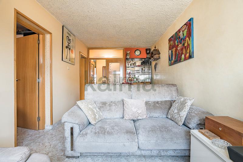 Foto eb26ac58-8d36-4170-bdea-9c23610a8fca. Piso  en venta en plaza jaume huguet en Besòs - Maresme Barcelona