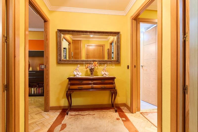 Foto d2b5fa1b-60a9-4e55-a20a-3bbd8b736abf. Piso  en venta en calle pedro rubin de celis en Pinto