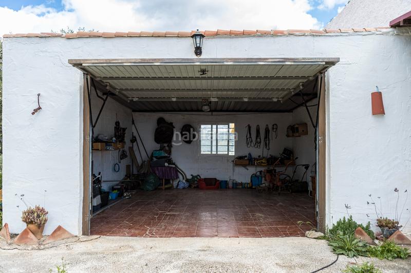 Foto 01cd844d-3588-4503-a359-3be39d2863e6. Pis amb xemeneia calefacció aparcament piscina a Periana