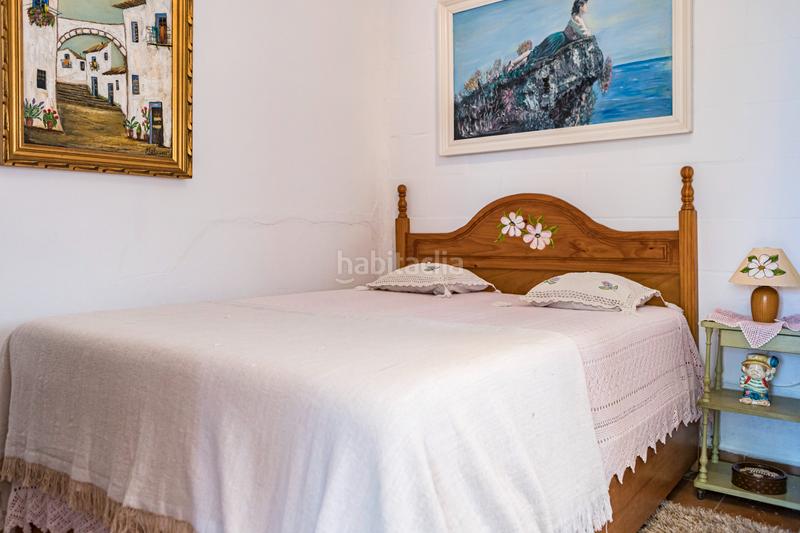 Foto 6c7b2bba-6852-4f42-bd90-7681720e0300. Pis amb xemeneia calefacció aparcament piscina a Periana