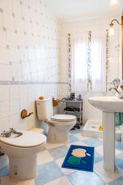 Foto ad1b2120-a37d-4c74-8f14-3e1f2928383a. Pis amb xemeneia calefacció aparcament piscina a Periana