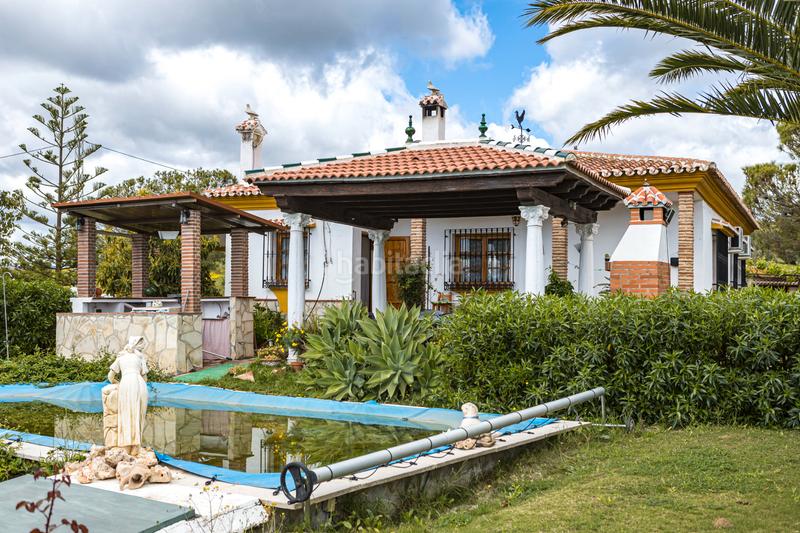 Foto b16a40b0-6300-40ba-9554-5a8efa5ff2b2. Pis amb xemeneia calefacció aparcament piscina a Periana