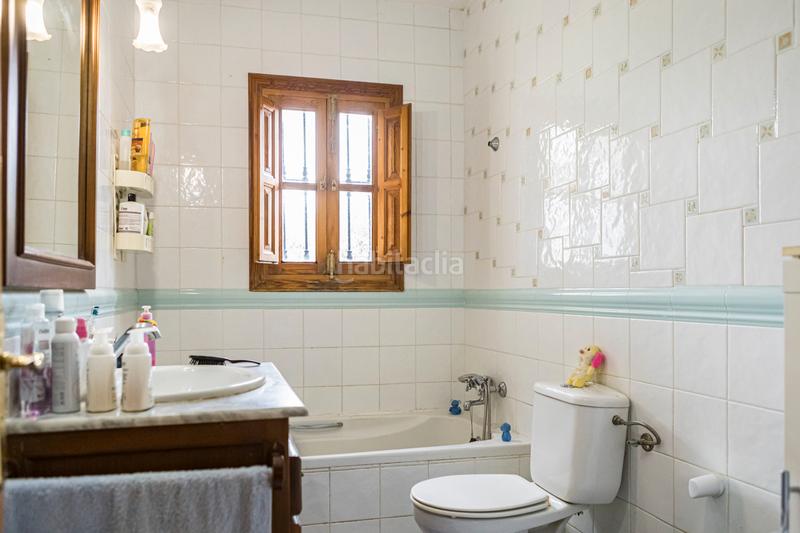 Foto c4e3f935-947b-41da-84ab-9a64a5791687. Pis amb xemeneia calefacció aparcament piscina a Periana