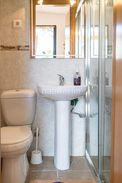 Foto f9114bcd-7881-4fcd-b109-9865cb107119. Pis amb xemeneia calefacció aparcament piscina a Periana