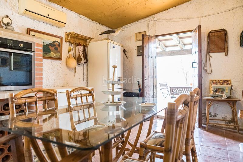 Foto fb002027-d69b-4ff3-90a7-467d3df0952e. Pis amb xemeneia calefacció aparcament piscina a Periana