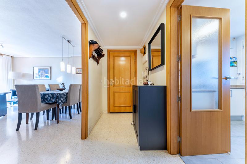 Foto eadbcf6f-ec10-4b11-b334-3cfb58ba366a. Piso  en venta en calle maruja pastor en Playa de San Juan Alicante