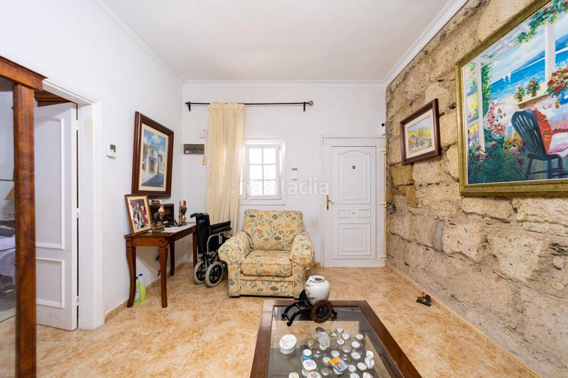 Foto fd3f5597-fb9b-45cd-95b9-267a5cbc4441. Semi detached house in Schamann - Rehoyas Palmas de Gran Canaria (Las)