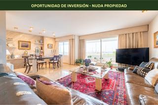 Pis  Avinguda de joan miró. Piso en venta en av. joan miró