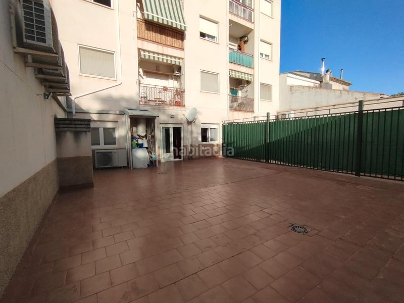 Foto 2b4584cd-db9b-4791-8100-679b0eec8a70. Planta baja en Tomelloso