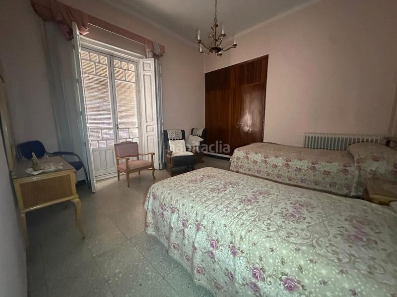 Foto de0f7ed5-db99-47eb-a54c-4d3cc1d8b256. Doppelhaus mit heizung in Tomelloso