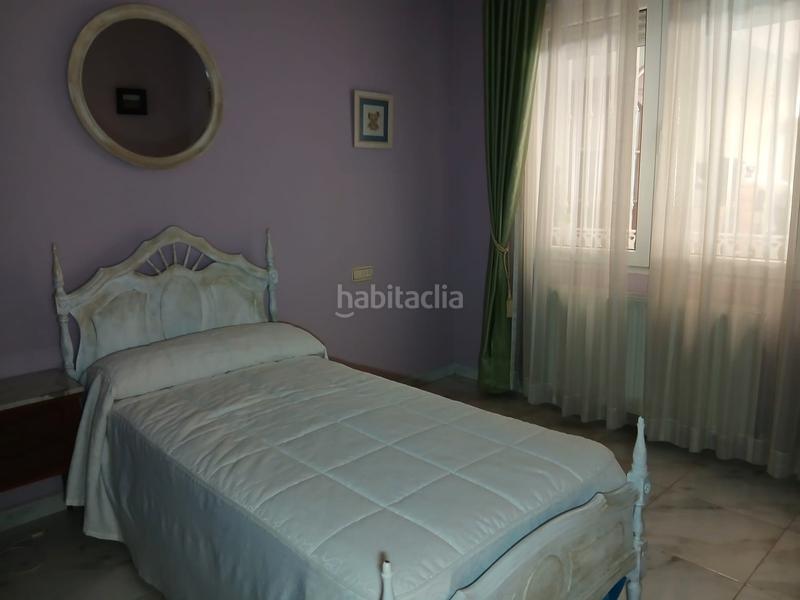 Foto c3815761-f401-4a01-be62-e7410732a03a. House with parking in Tomelloso