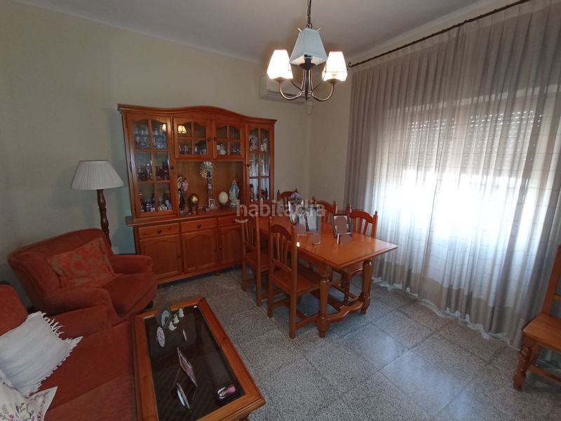Foto 7629505c-f4ef-4226-a354-cffc79318946. Casa amb aparcament a Tomelloso