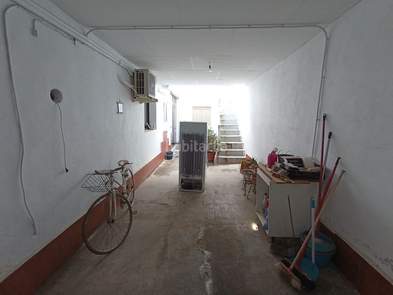 Foto c990b9bd-18e5-456b-8dac-ebc1da26c343. Casa amb aparcament a Tomelloso