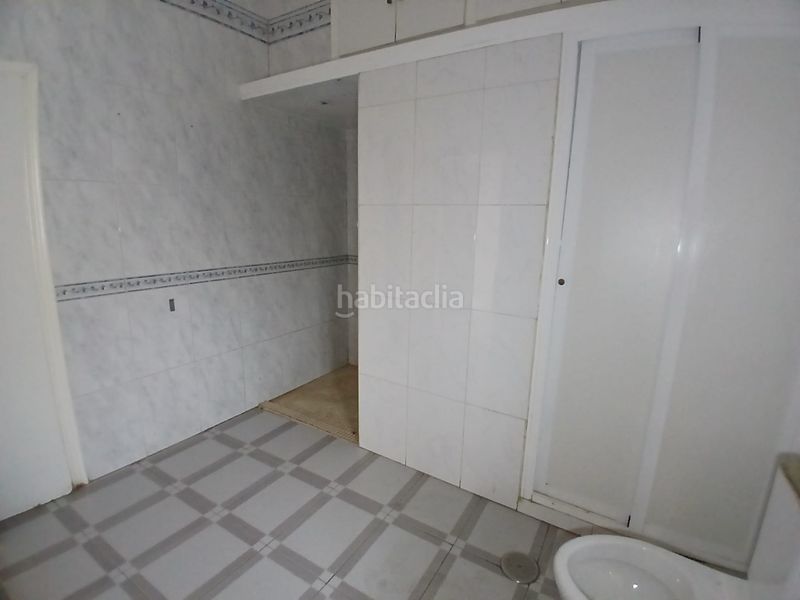 Foto 9f878468-bcad-4361-89e5-c2706f414577. Casa amb aparcament a Argamasilla de Alba