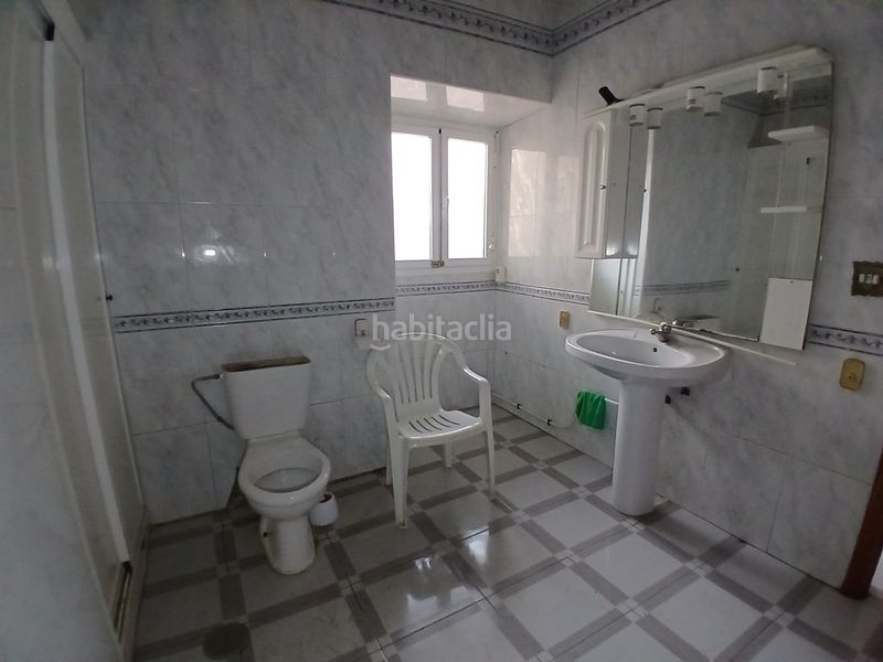 Foto b4aede5a-5a7a-4c3c-a96f-bd0fecce7f50. Casa amb aparcament a Argamasilla de Alba