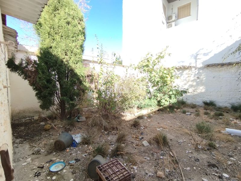 Foto e7a987fc-da8a-42a5-93dd-87818013a5b7. Casa bifamiliare con parcheggio in Tomelloso