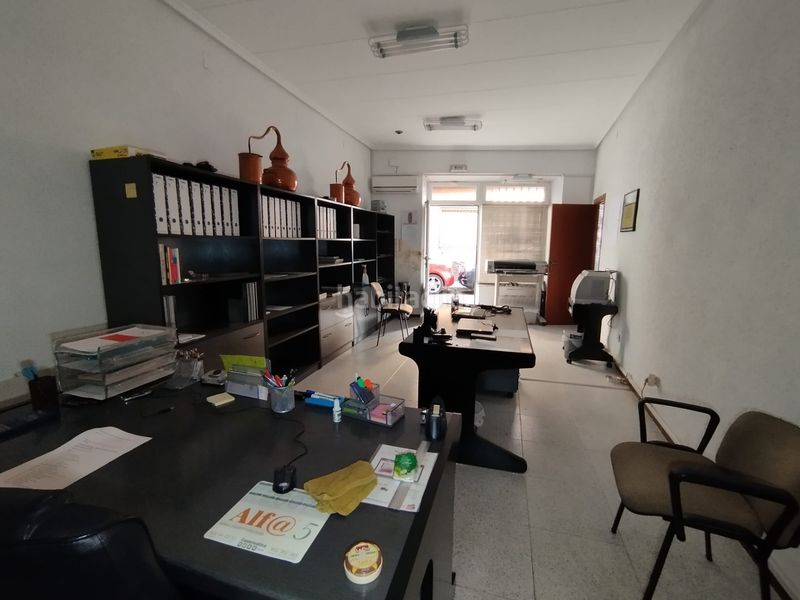 Foto 34c54ce9-83f7-4435-8e90-a2ef111bdd01. Local comercial a Tomelloso