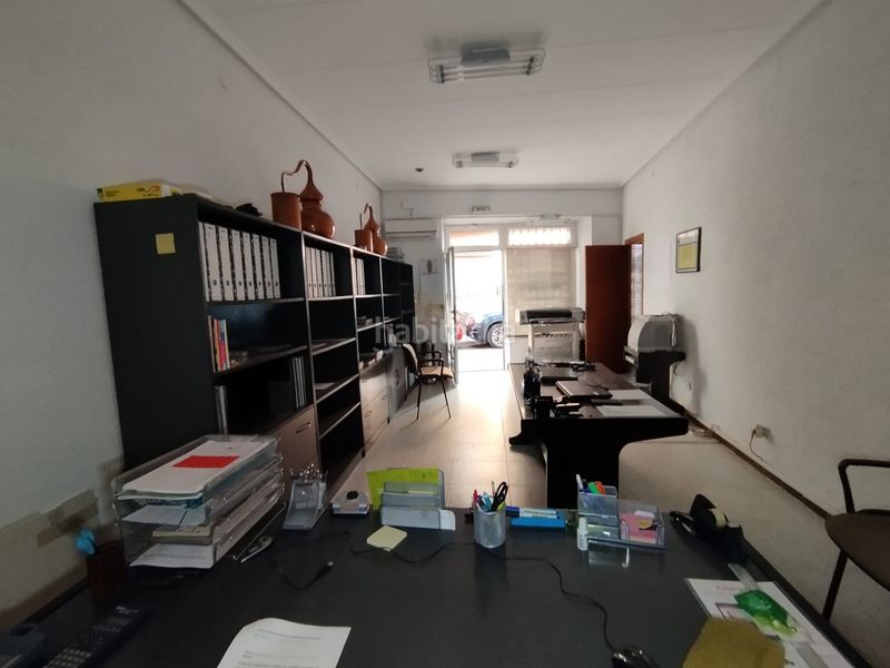 Foto d7c43a8d-113e-4483-97b2-439e6646893e. Local comercial a Tomelloso