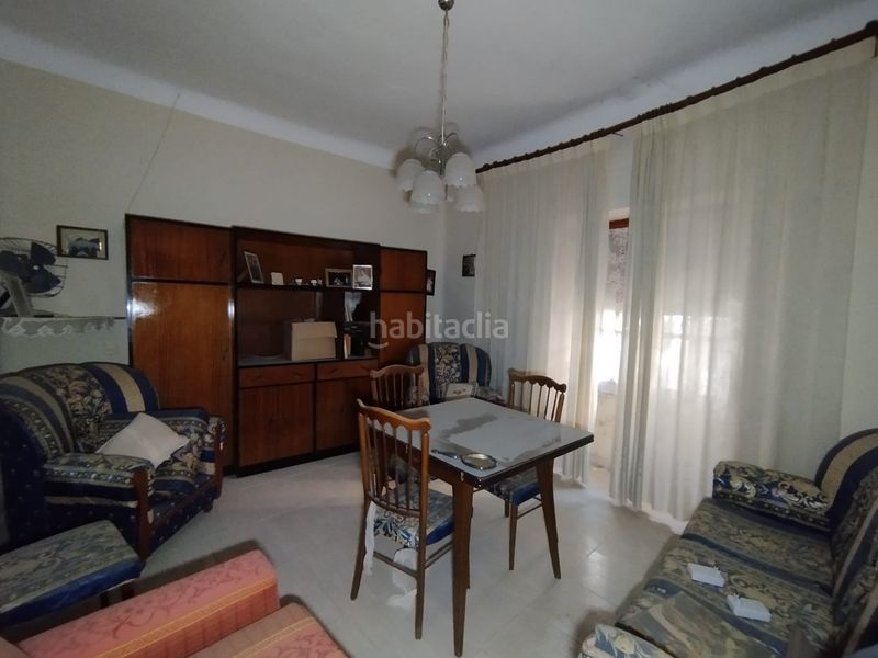 Foto cc278eca-cdb2-4739-8907-9de10301fbc0. Casa pareada en Tomelloso