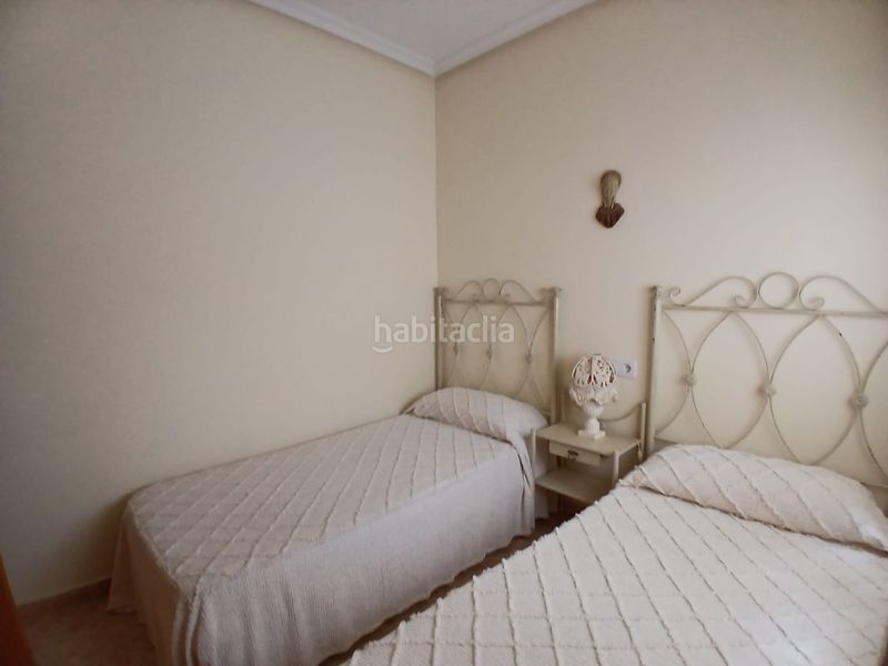 Foto 020bd4f1-a693-4a7f-9b29-ace0913f67f2. Casa adossada amb aparcament a Tomelloso