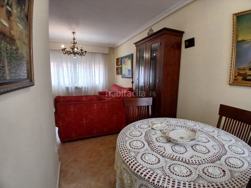 Foto 42dab5f8-b540-42fa-a37a-adb807db15f8. Casa adossada amb aparcament a Tomelloso