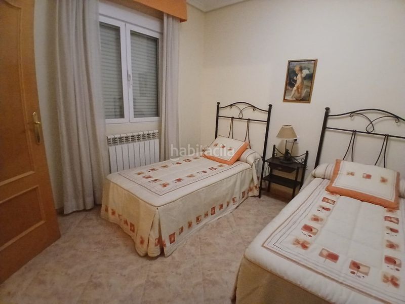 Foto 7bcb98aa-4bc4-4112-84ee-e55af32f8ccb. Casa adossada amb aparcament a Tomelloso