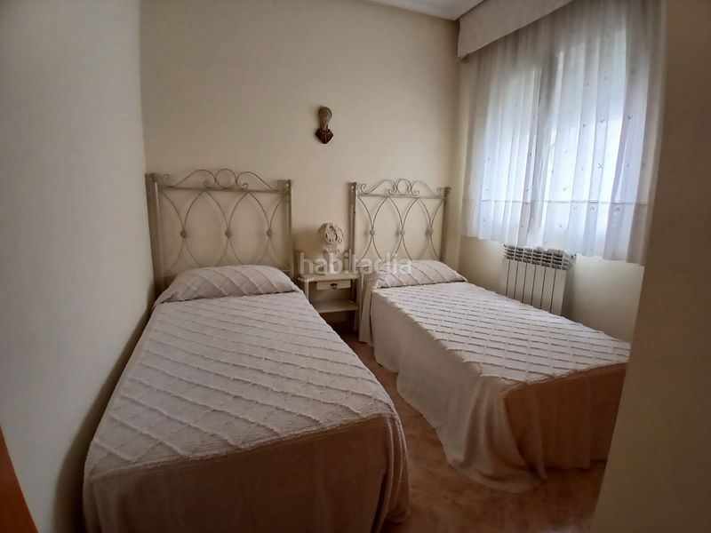 Foto 8820795b-6c15-4134-a54d-c8eeea5ad69d. Casa adossada amb aparcament a Tomelloso