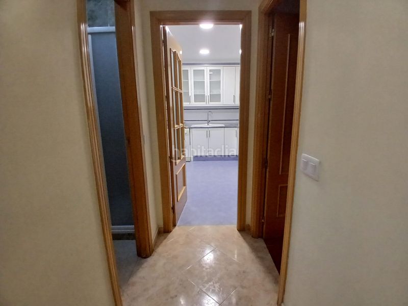 Foto bbc39edc-6f2e-486f-883f-cbd2f95bfc82. Casa adossada amb aparcament a Tomelloso