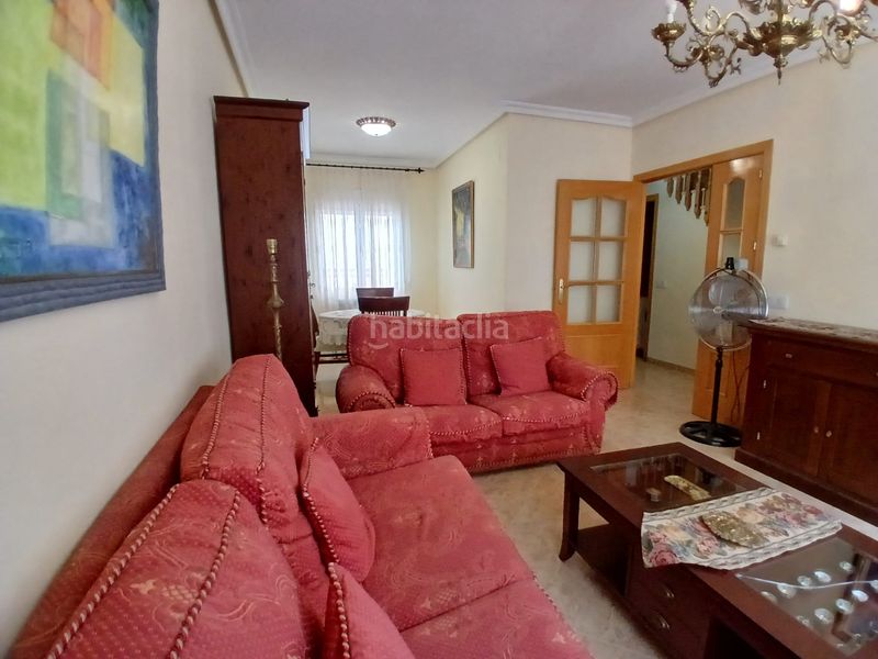 Foto caec823c-08a5-4447-a76c-86cb6e7d47ab. Casa adossada amb aparcament a Tomelloso